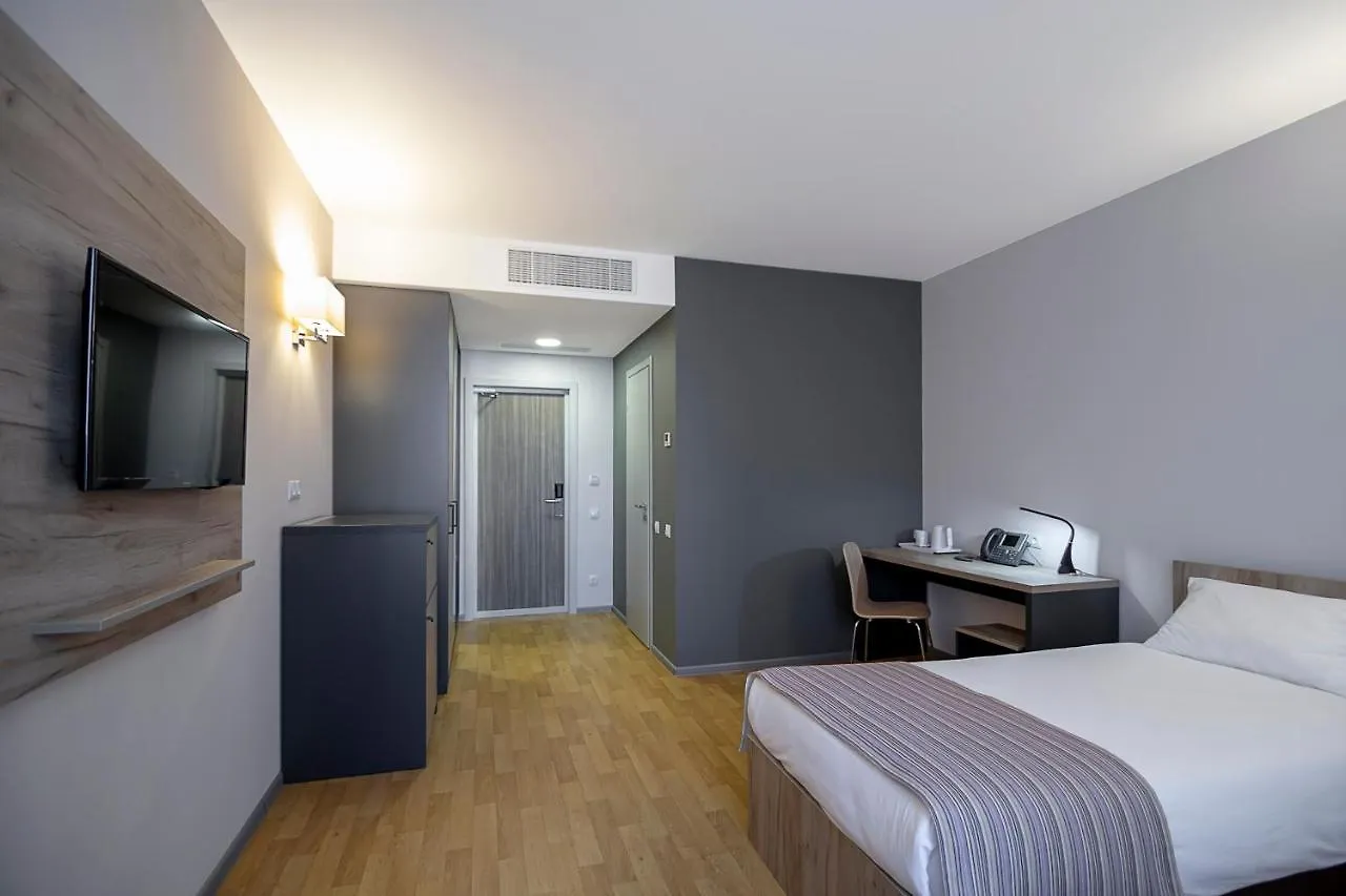 Favor Sport Hotel كييف